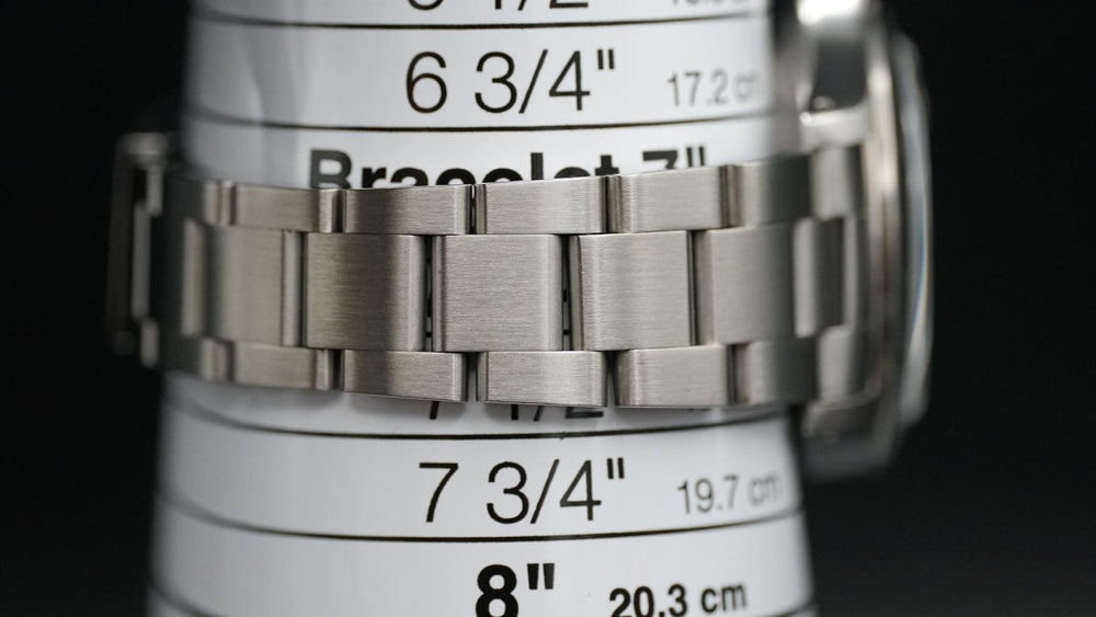 Rolex Explorer II 16570 "Polar" 40mm