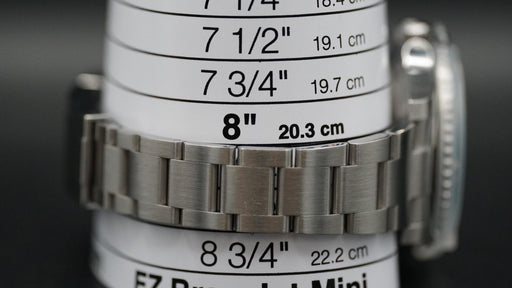 2020 Rolex Submariner Date "Hulk" 116610LV 40mm (new style warranty card)