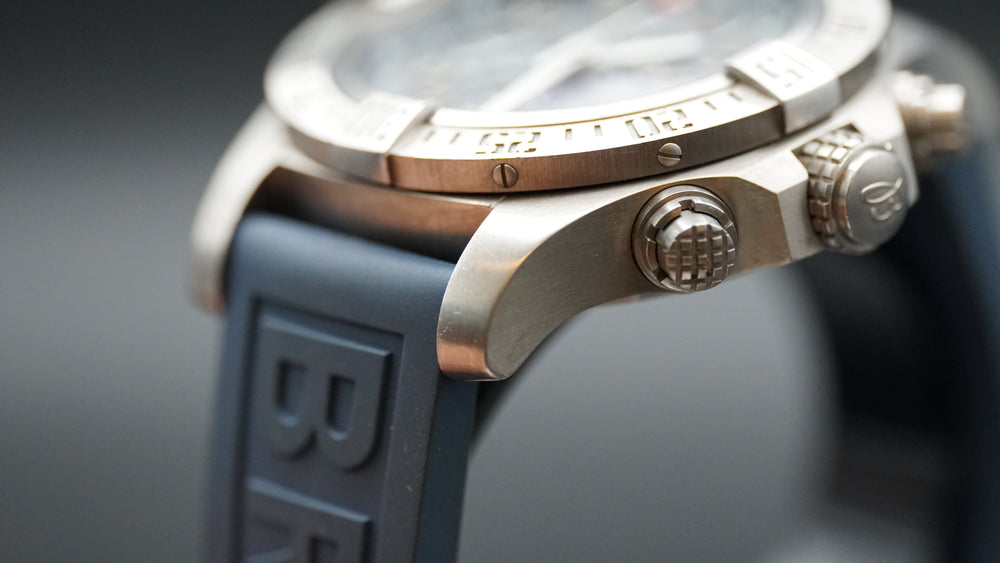 Breitling Avenger Bandit E13383 Titanium 45mm