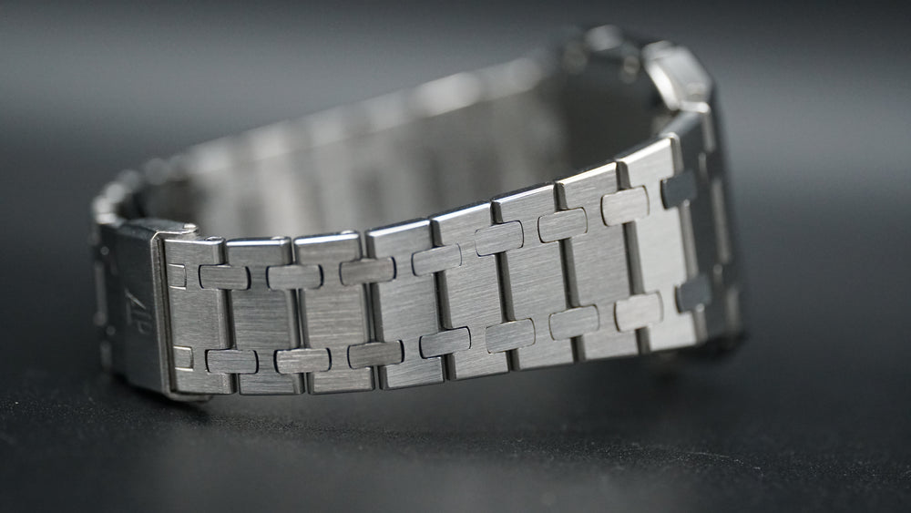 Audemars Piguet Royal Oak "Jumbo" 6005ST
