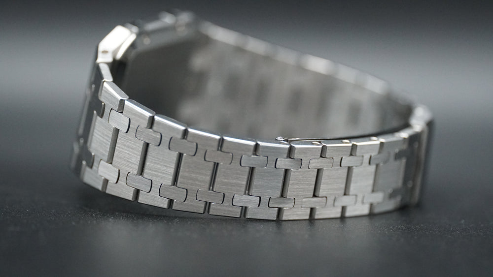 Audemars Piguet Royal Oak "Jumbo" 6005ST