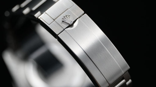 2020 Rolex Submariner Date "Hulk" 116610LV 40mm (new style warranty card)
