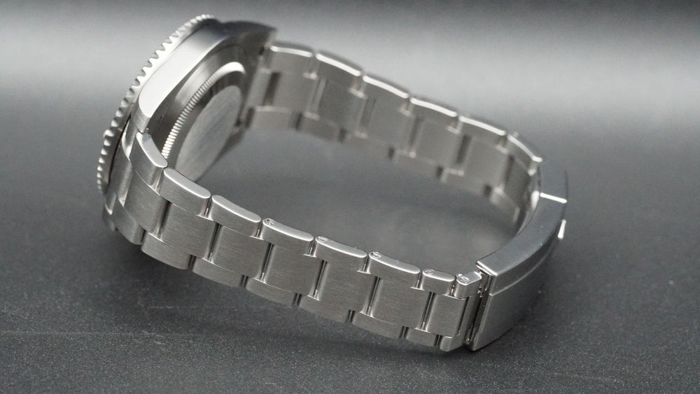 2020 Rolex Submariner Date "Hulk" 116610LV 40mm
