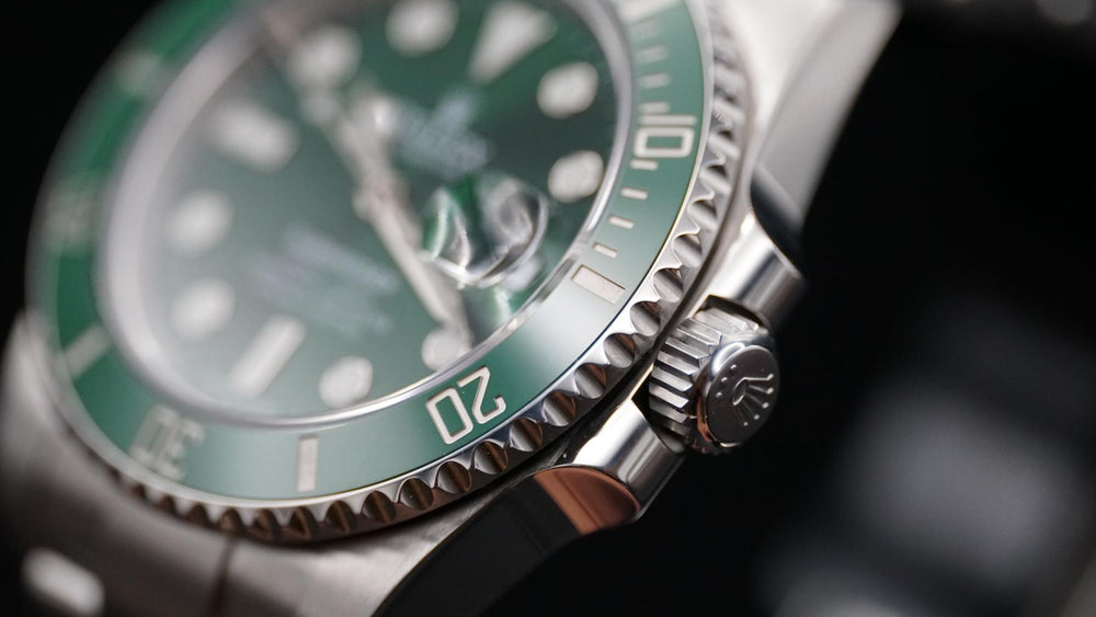 2020 Rolex Submariner Date "Hulk" 116610LV 40mm (new style warranty card)